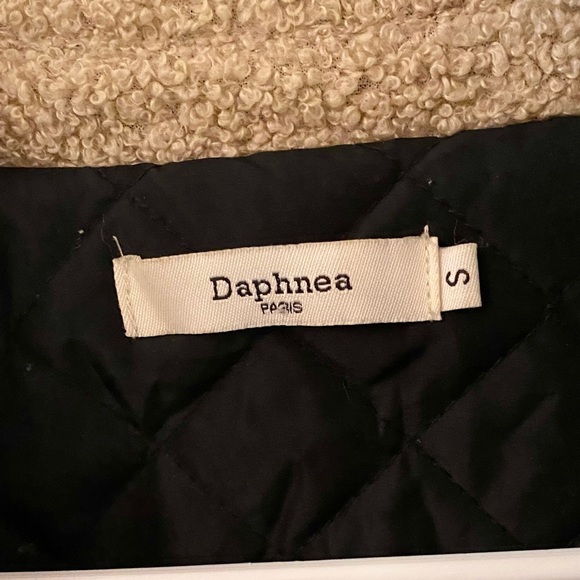 Cropped Teddy Jacket 🧸🤎 - Picture 2 of 3